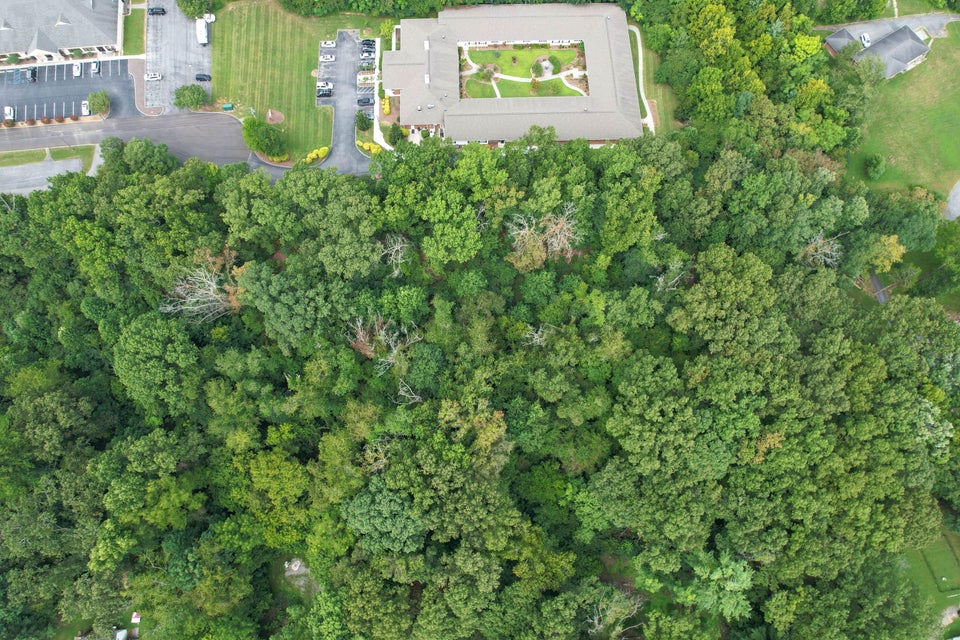 Photo #6: 4217 Fort Henry Drive