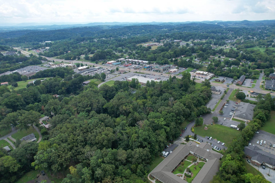 Photo #15: 4217 Fort Henry Drive