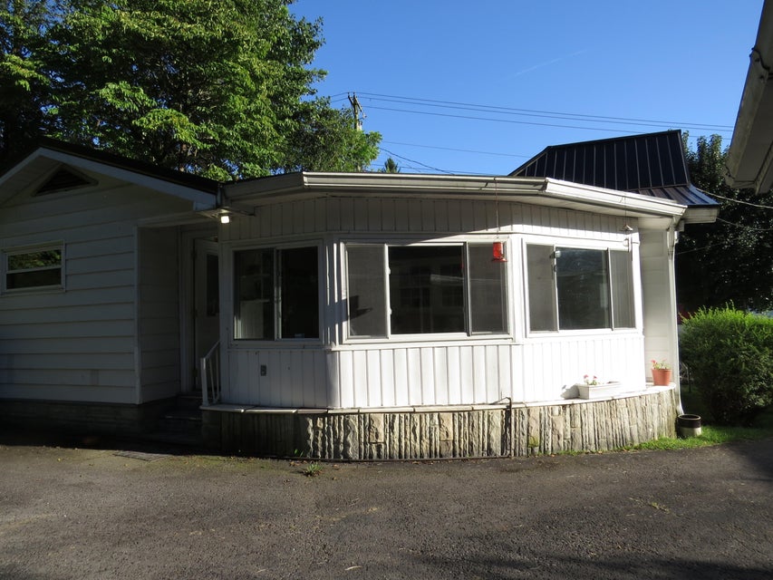 Photo #45: 711 Front Street
