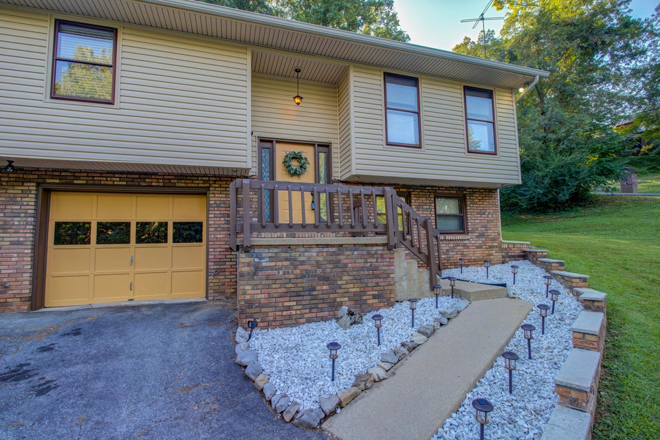 Photo #3: 100 Sourwood Drive