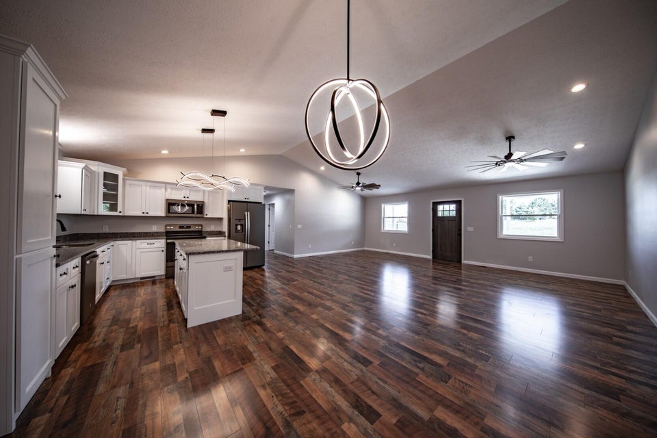 Photo #11: 159 Meadowood Road