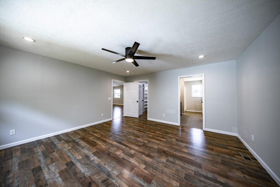 Photo #16: 159 Meadowood Road