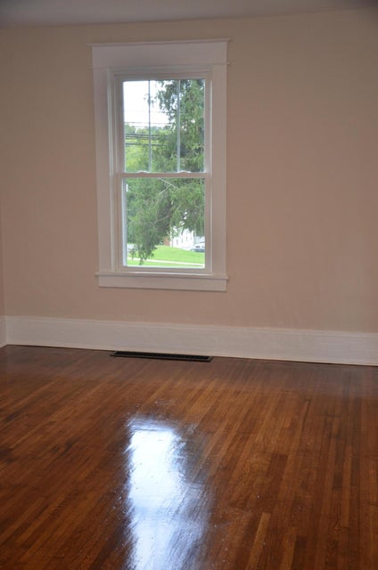 Photo #33: 828 Colonial Rd Sw Road