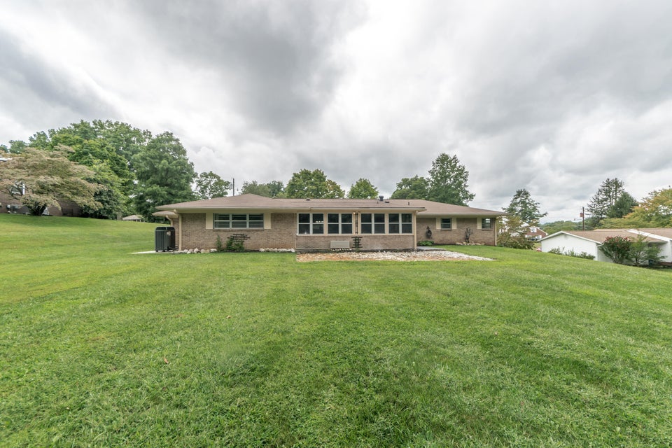 Photo #6: 205 Overbrook Drive