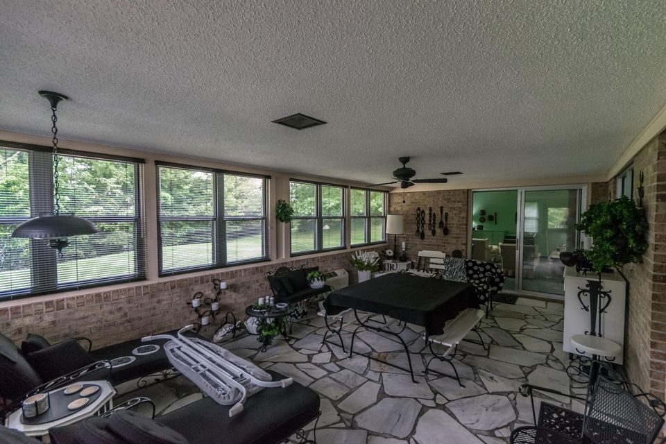Photo #18: 205 Overbrook Drive