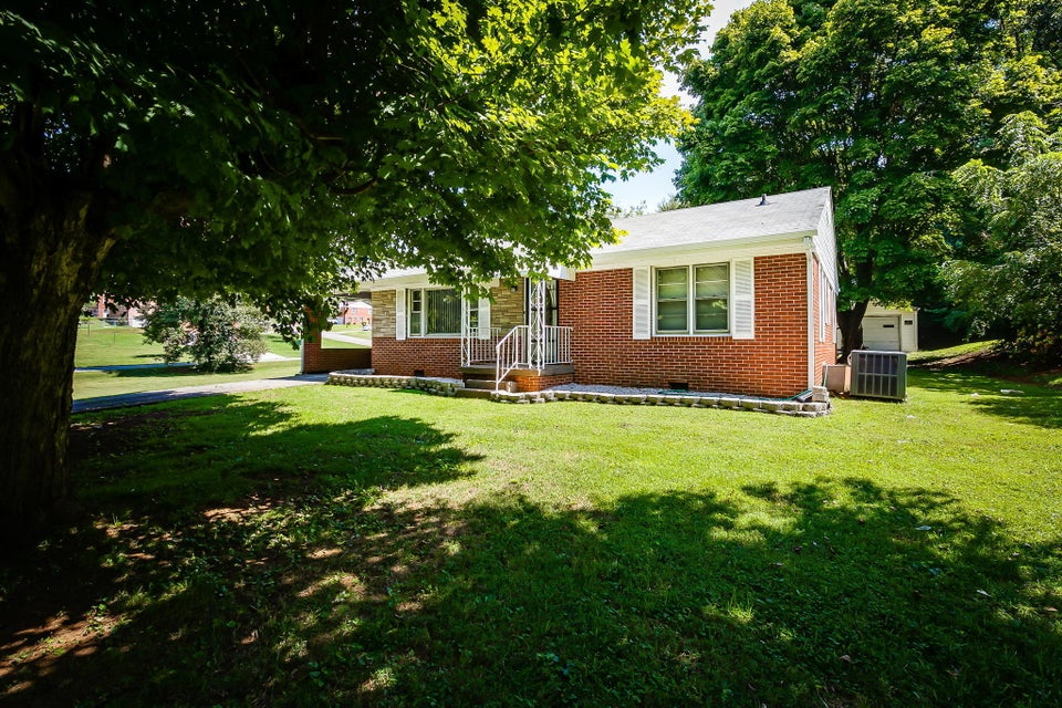 Photo #3: 732 Callaway Drive