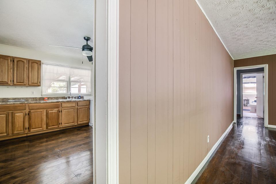 Photo #9: 732 Callaway Drive