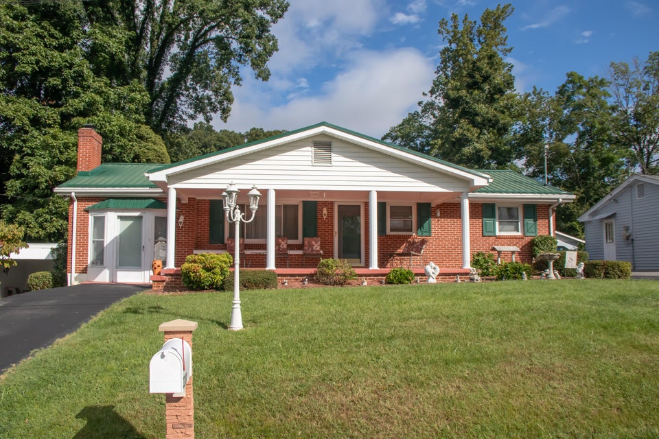 Photo #4: 2201 Westfield Street