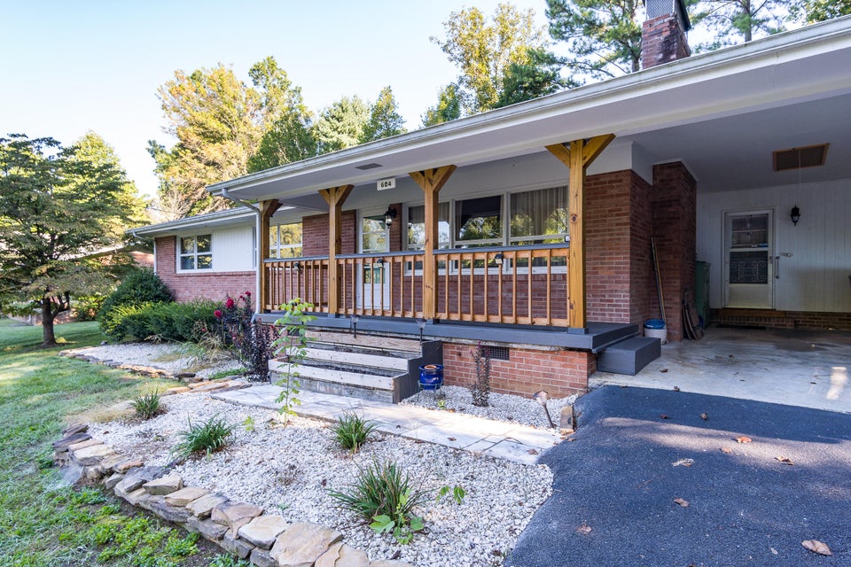 Photo #5: 604 Mcclellan Circle