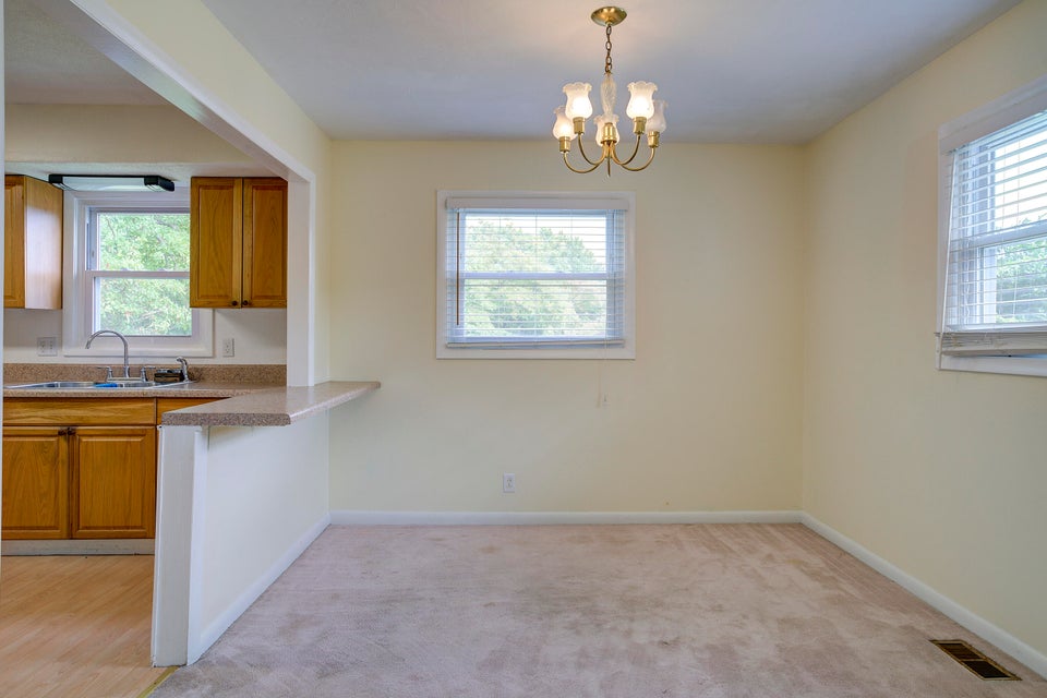 Photo #6: 4801 Linda Court