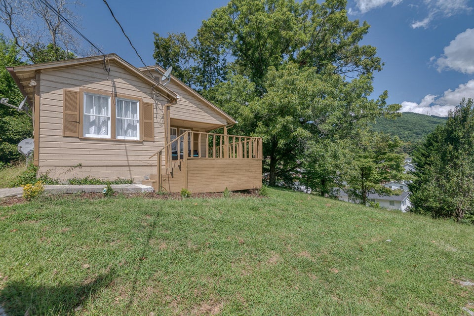Photo #18: 483 Dogwood Drive