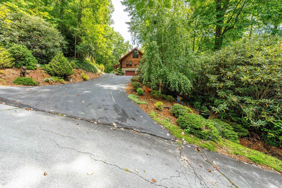 Photo #19: 358 Ivy Wood Lane