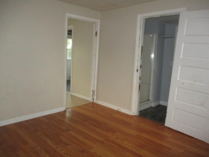 Photo #4: 1604 Saint John Street