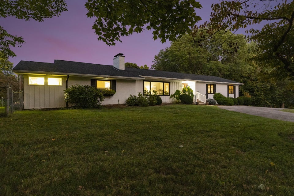 Photo #2: 207 Maple Tree Drive