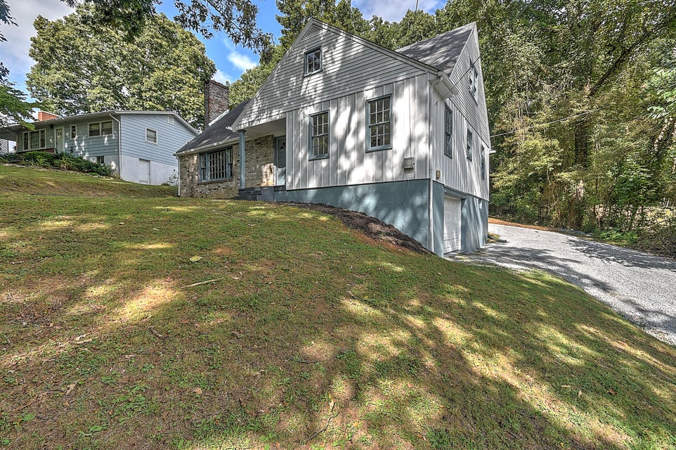 Photo #3: 295 Alabama Street
