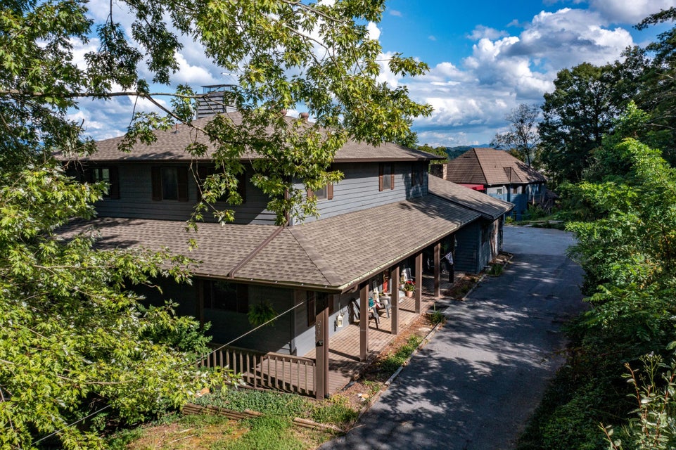 Photo #6: 279 Lake Meadow Dr
