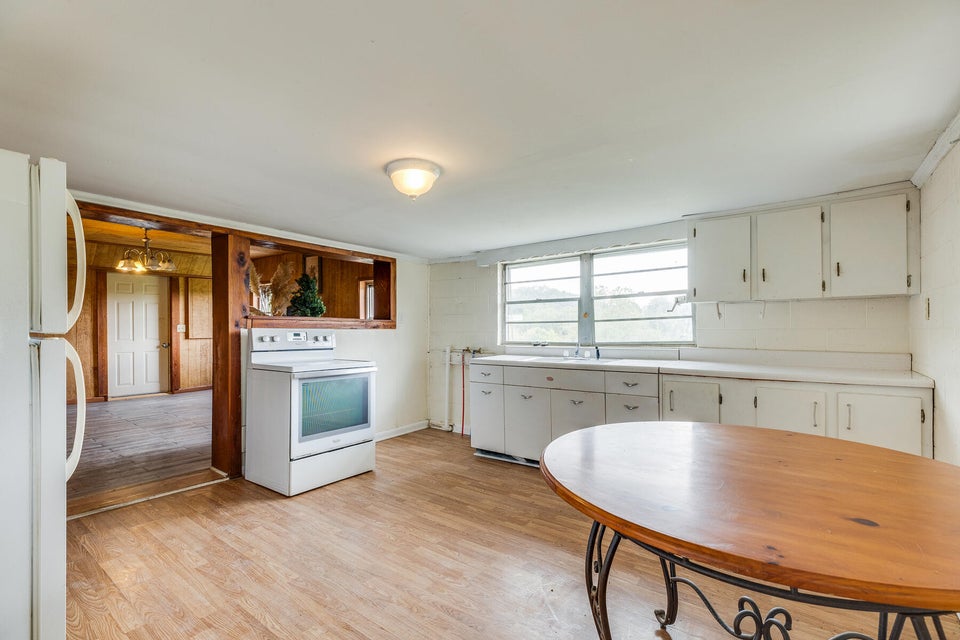 Photo #47: 510 Bewley Road