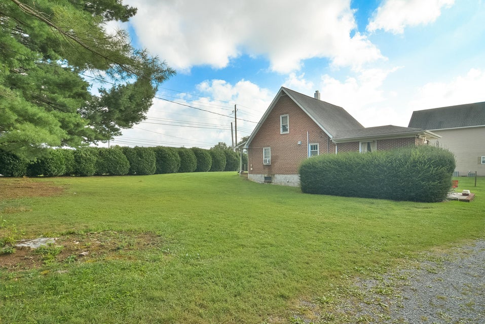 Photo #4: 15521 Lee Highway