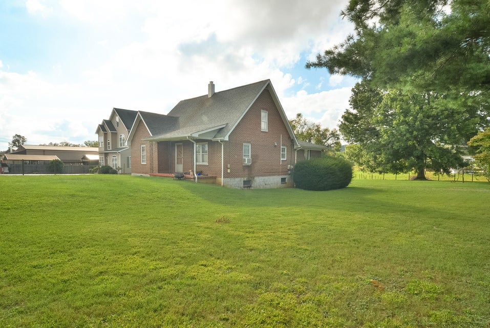 Photo #3: 15521 Lee Highway