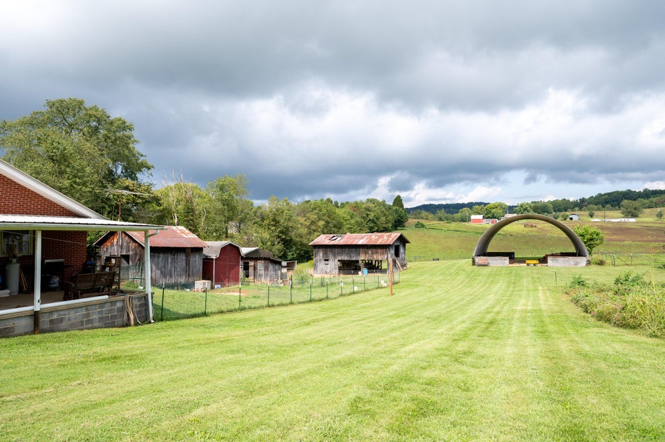 Photo #33: 3765 Carters Valley Road