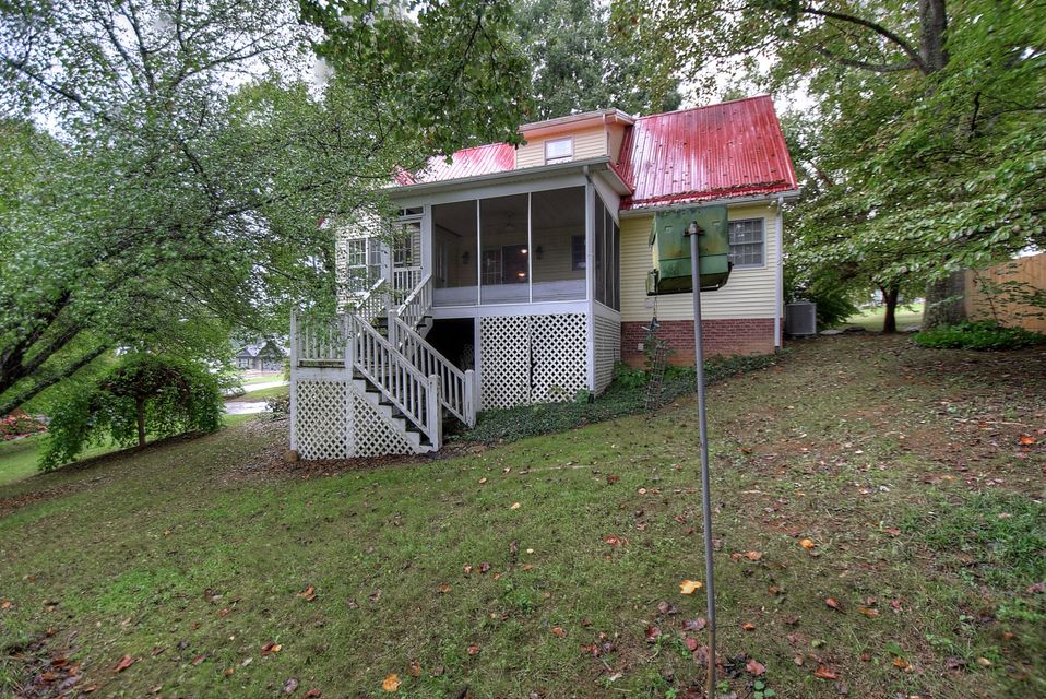 Photo #42: 1214 Hillendale Road