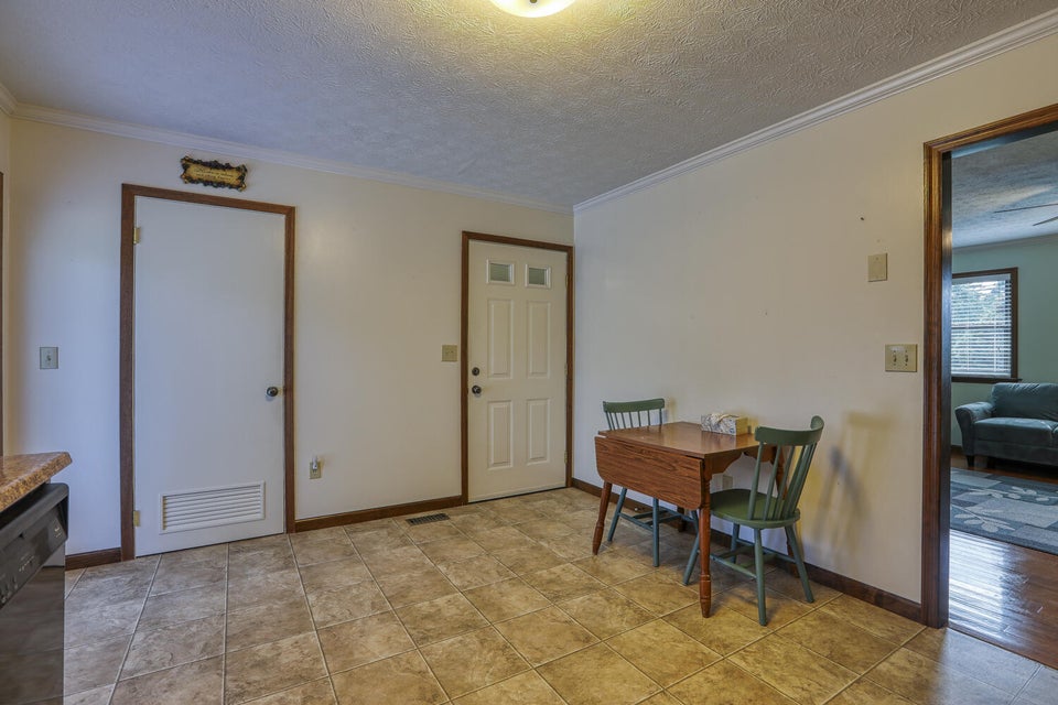 Photo #27: 132 Cedar Crest Circle
