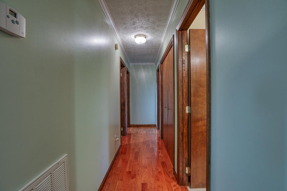 Photo #32: 132 Cedar Crest Circle