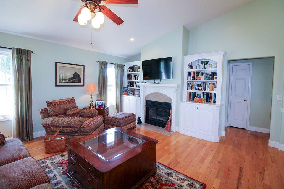 Photo #6: 60 Club House Lane