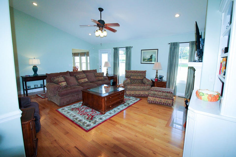 Photo #7: 60 Club House Lane