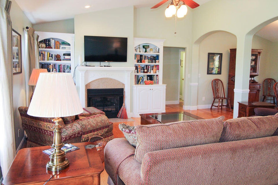 Photo #8: 60 Club House Lane