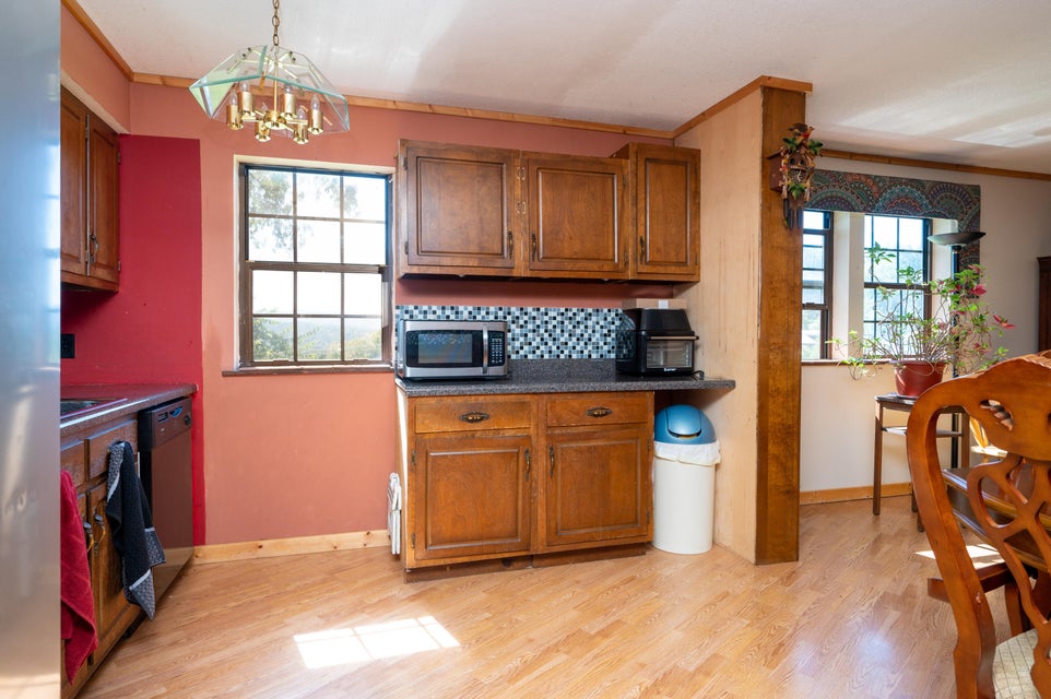Photo #5: 210 Hart Road
