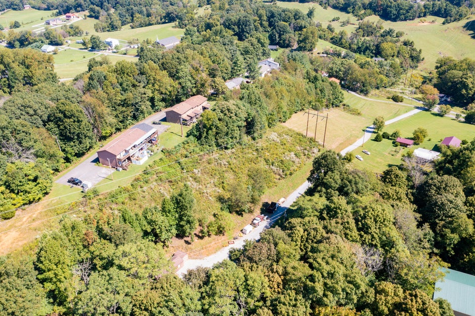 Photo #43: 210 Hart Road