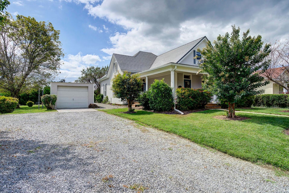 Photo #4: 916 Weaver Pike