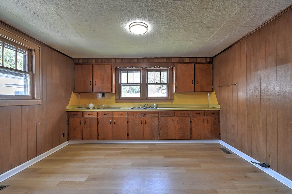 Photo #6: 1311 Anderson Street
