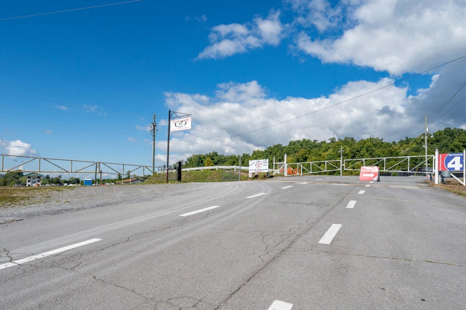 Photo #31: 4890 Highway 394