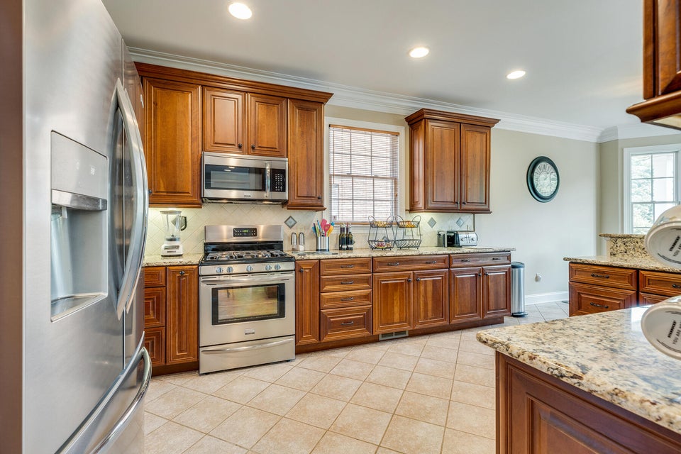 Photo #13: 935 Shadyside Drive