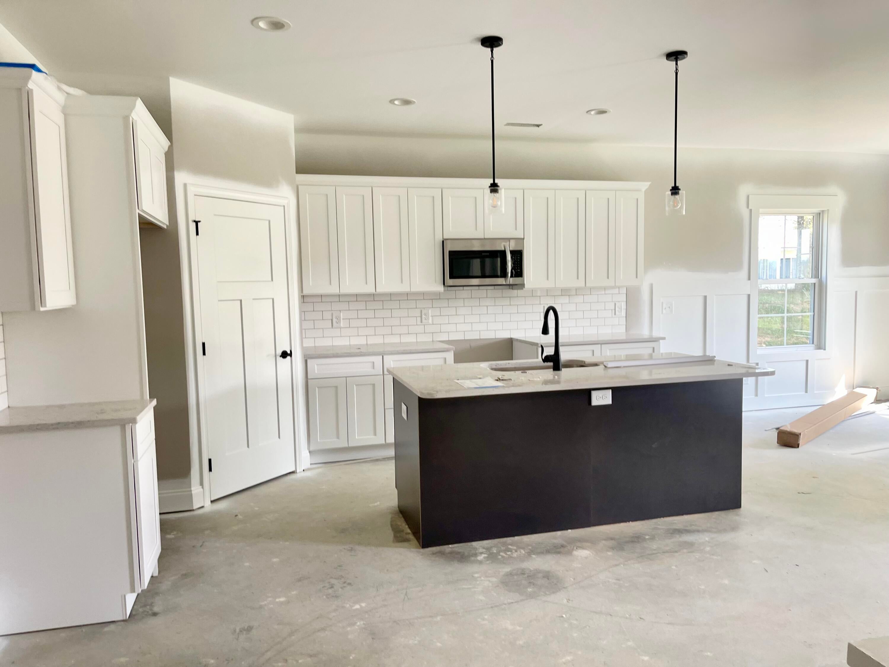 Photo #7: 1596 Lemongrass Drive