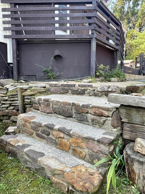 Photo #4: 1512 Suncrest Drive