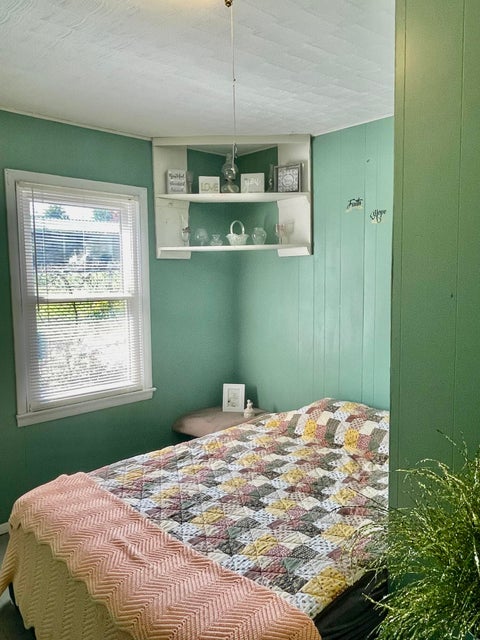 Photo #13: 1512 Suncrest Drive