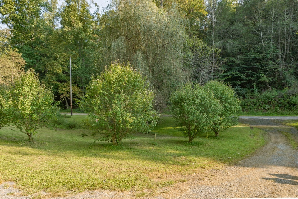 Photo #24: 124 Harr Road