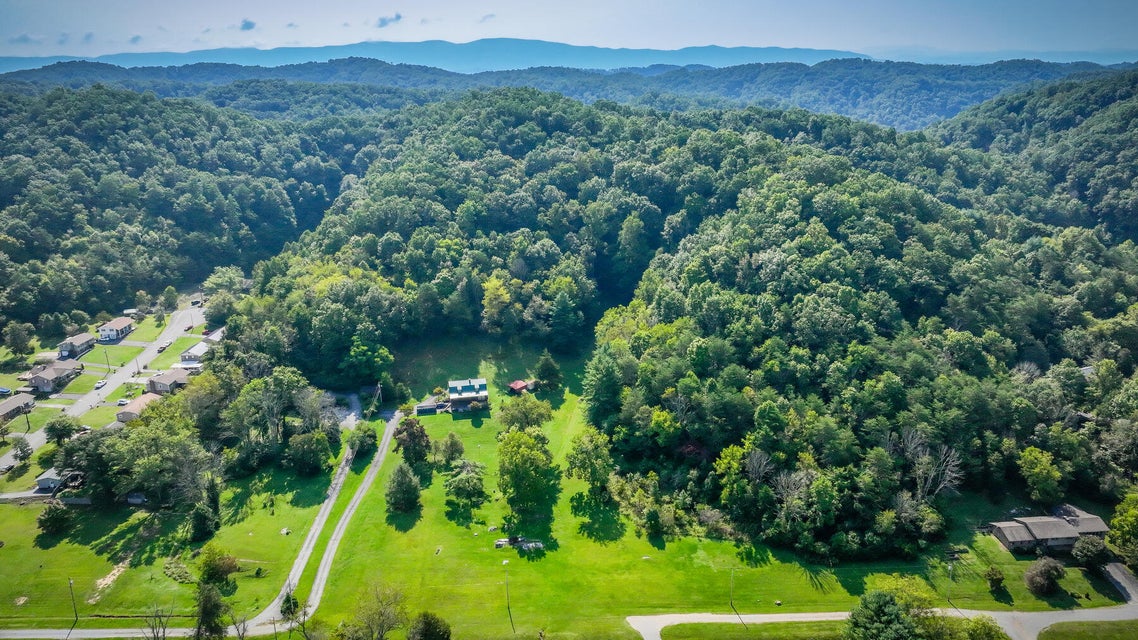 Photo #63: 406 Wimberly Circle