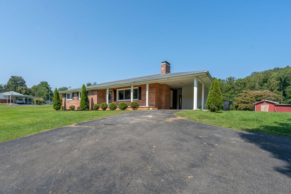 Photo #4: 868 Smalling Road