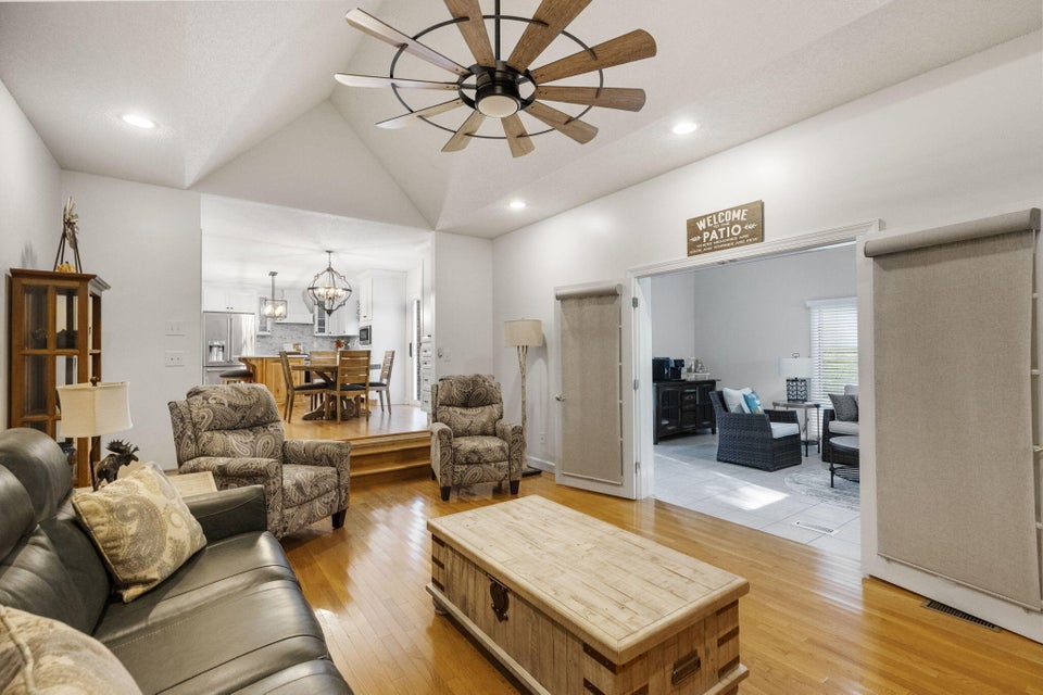 Photo #12: 629 Fox Meadow Road