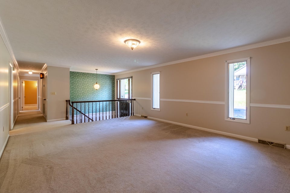 Photo #9: 1469 Ridgecrest Avenue