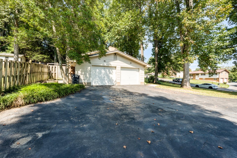 Photo #41: 113 Hermitage Drive
