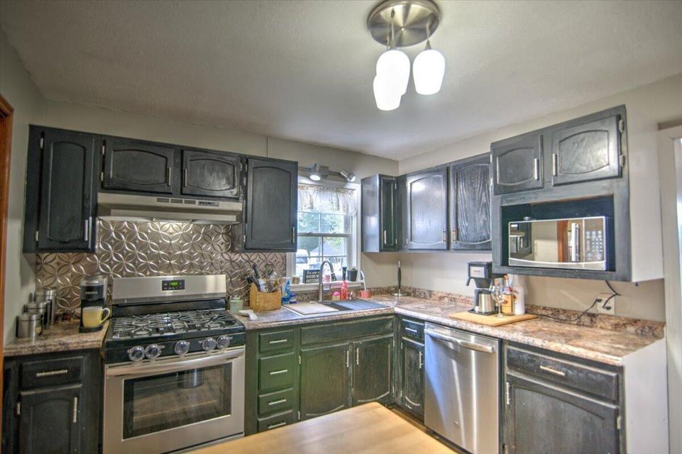 Photo #8: 216 Freemont Avenue