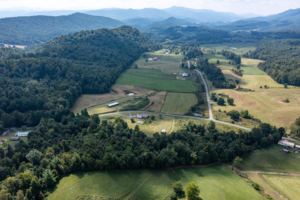 Photo #11: 3793 Pine Orchard Tract 1 Road