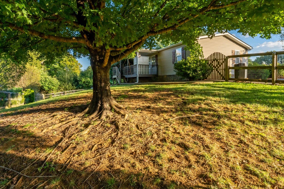 Photo #26: 109 Ashlee Road