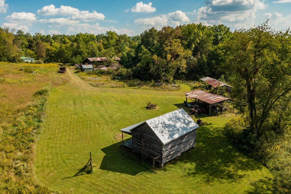 Photo #46: 218 Thomas And Smith Road