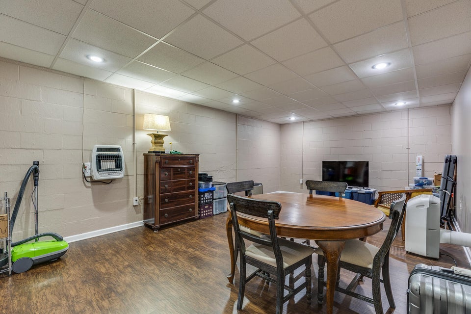 Photo #43: 809 Seven Oaks Drive